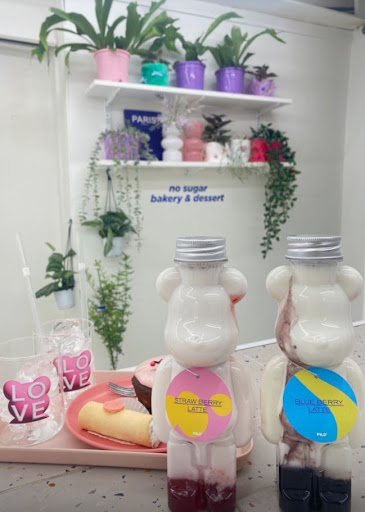 필로베이커리, 홍대예쁜카페 중 화이트 톤 공간 방문 후기 살펴보기